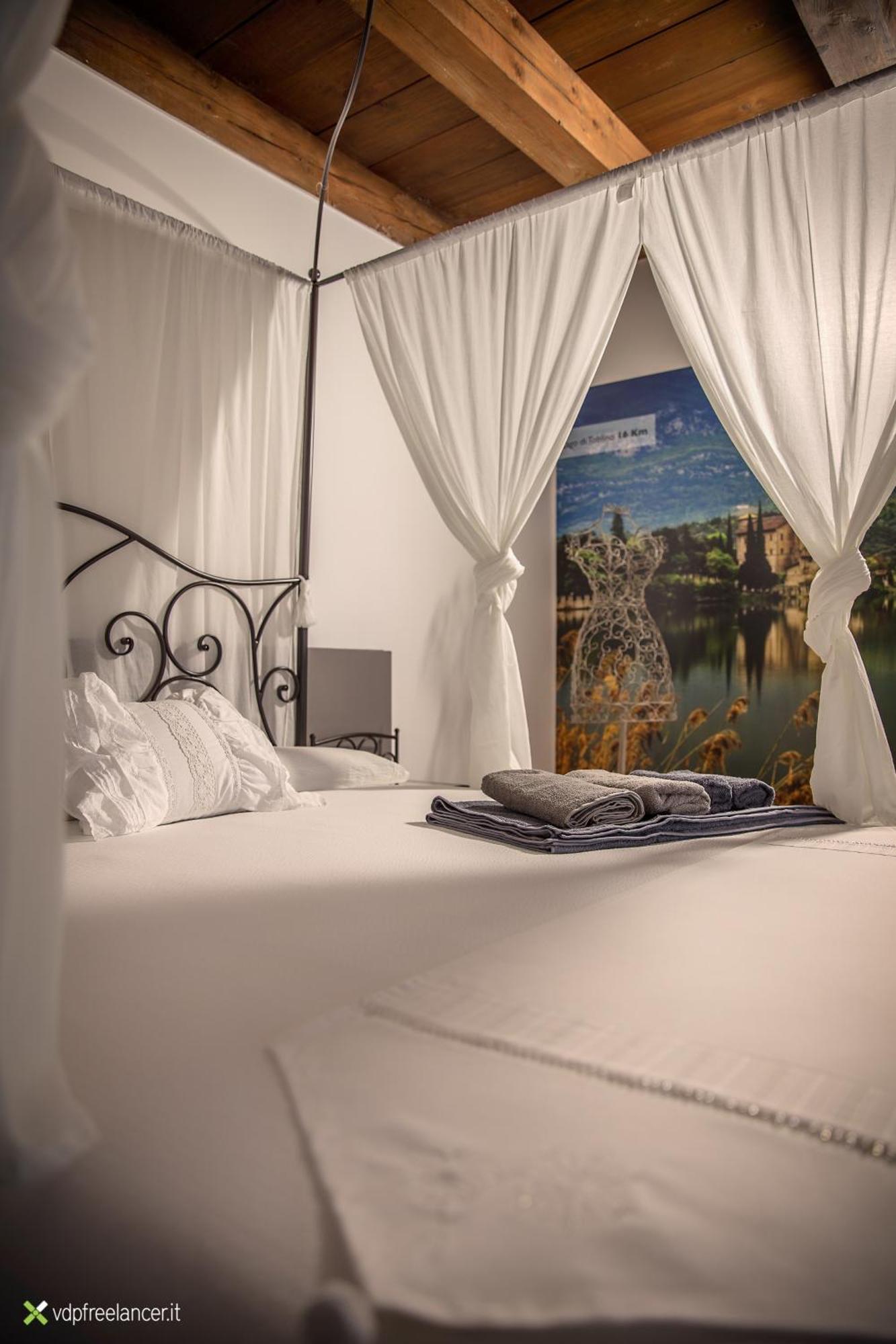 B&B Gli Scorci Di Тренто Экстерьер фото